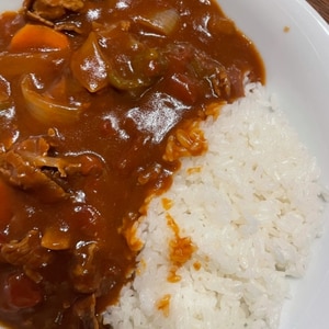 トマト缶ベースの体力増強カレー♪